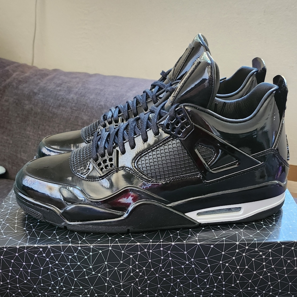 Air Jordan 11LAB4 Black